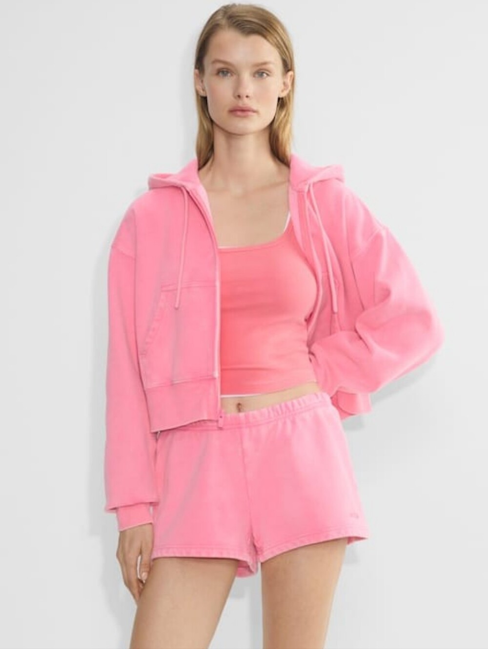 AritziaCozy Sweatfleece Boyfriend Lo-Rise Mini Short - Pink - S